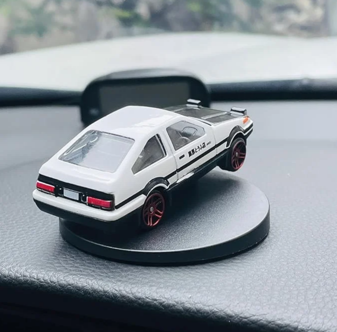 Alloy Car Model Drifting Spin Ornament